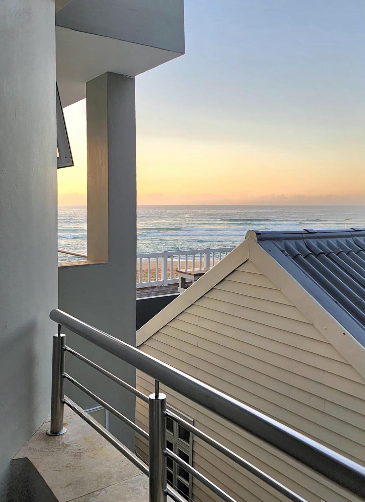 Waves Of Grace Seafront Villa Herolds Bay Kültér fotó